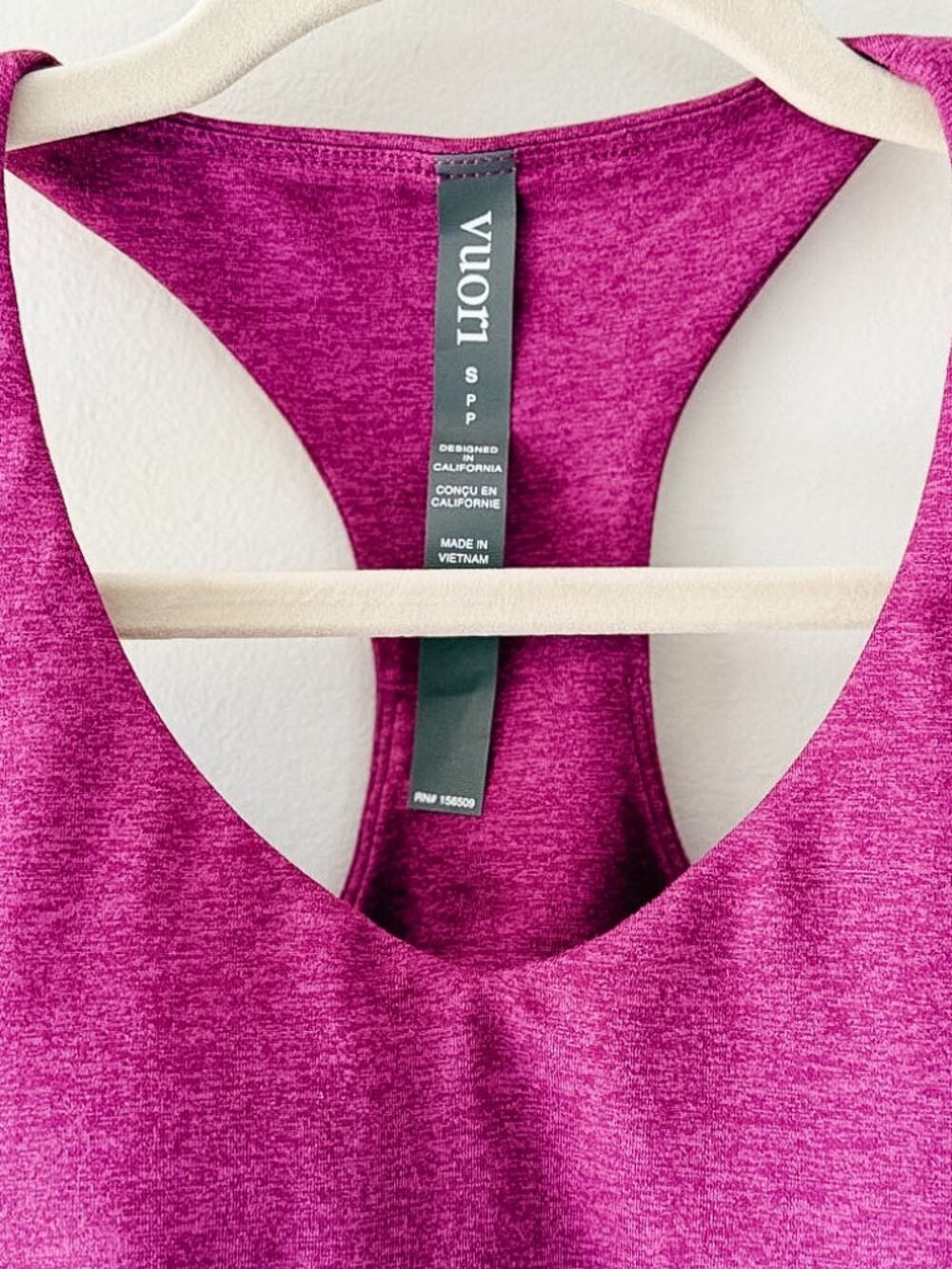Vuori Women's Halo Performance Crop 2.0, Size Small - Picture 5 of 7